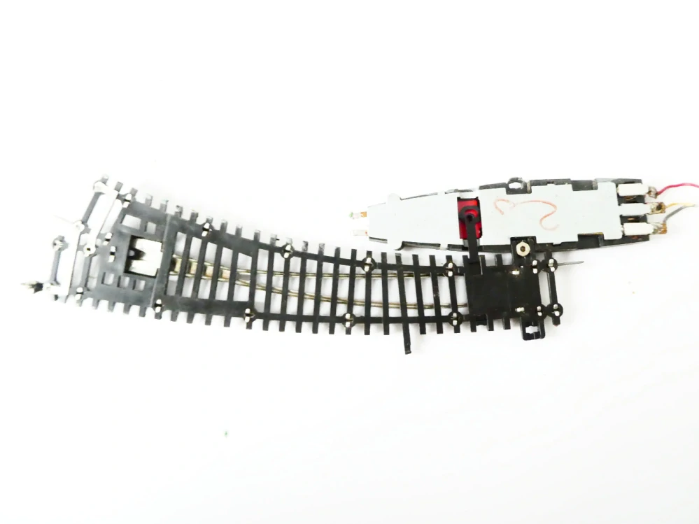 TT BTTB 6851 Výhybka levá oblouková R286/600 PĚKNÝ STAV