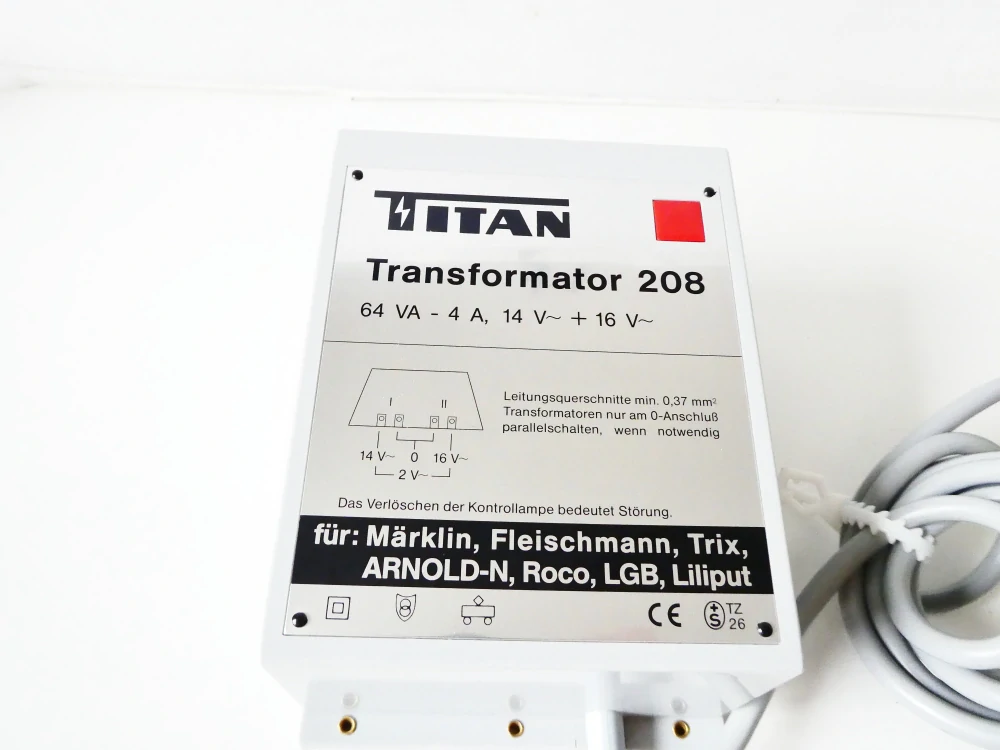 TITAN typ 208 Transformátor (trafo) TOP STAV NEPOUŽÍVANÉ