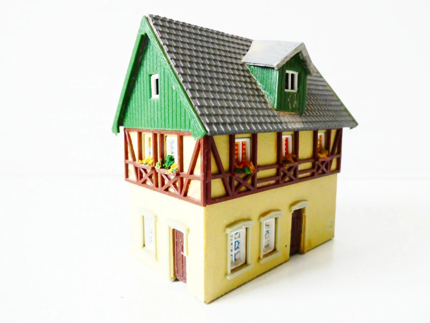 TT Hrázděný dům s kůlnou