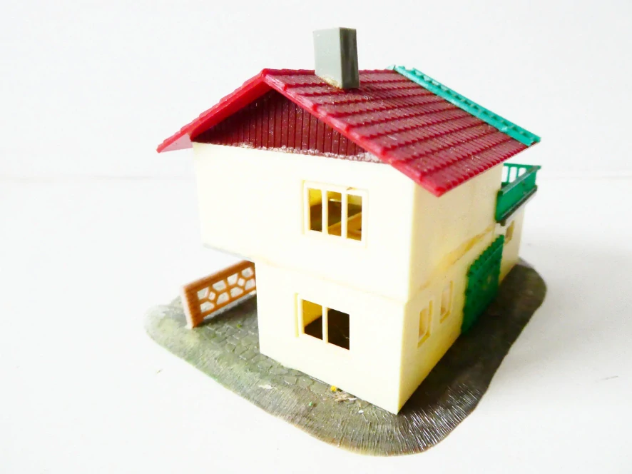 N Patrový rodinný dům s terasou a garáží