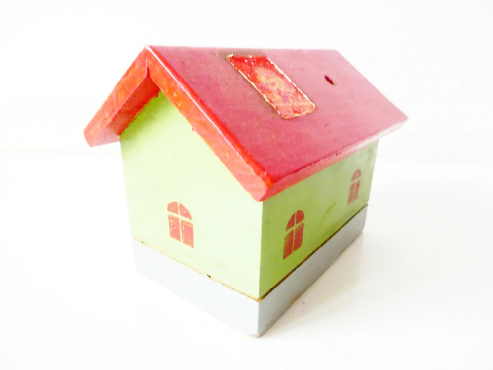 TT Rodinný dům (kasička)