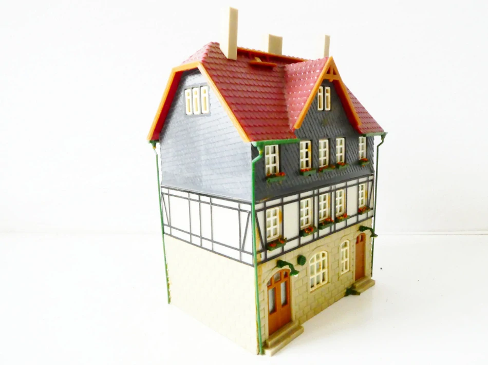 TT/H0 VERO Hrázděný hostinec Thüringer Hof