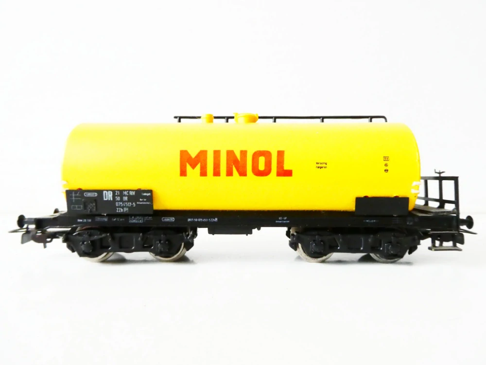 H0 PIKO Cisternový vůz MINOL 21 50 075 4517-5 DR PĚKNÝ STAV