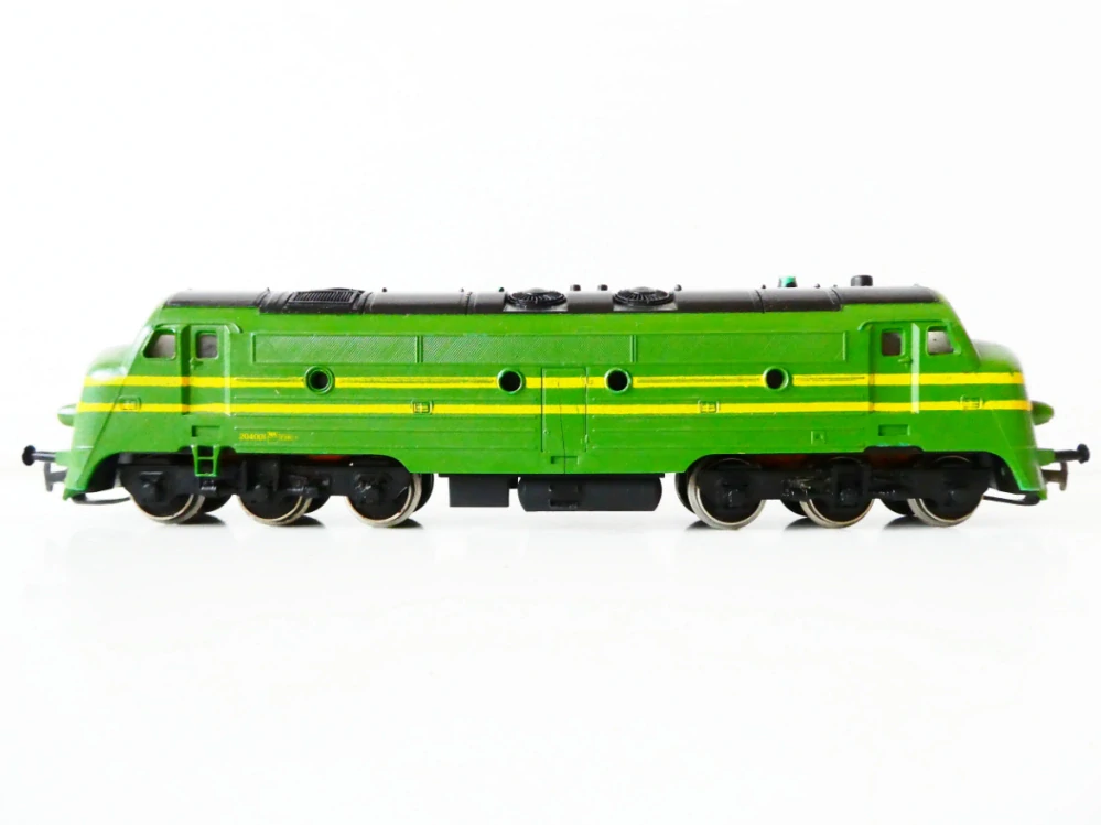 H0 PIKO Dieselová lokomotiva NOHAB 204001 DSB OSVĚTLENÁ