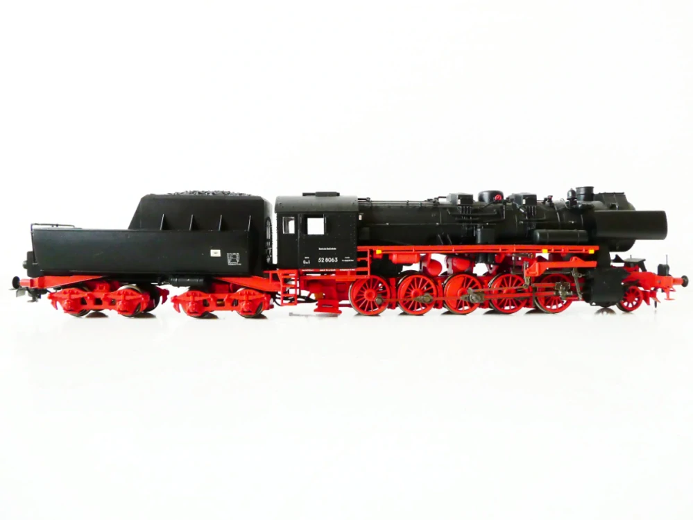 H0 LILIPUT Parní lokomotiva BR 52 8063 DR OSVĚTLENÁ TOP STAV