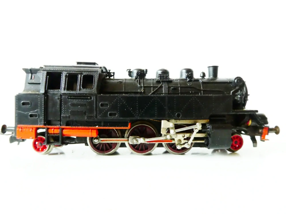H0 GÜTZOLD Parní lokomotiva BR 64 282 DR PĚKNÝ STAV