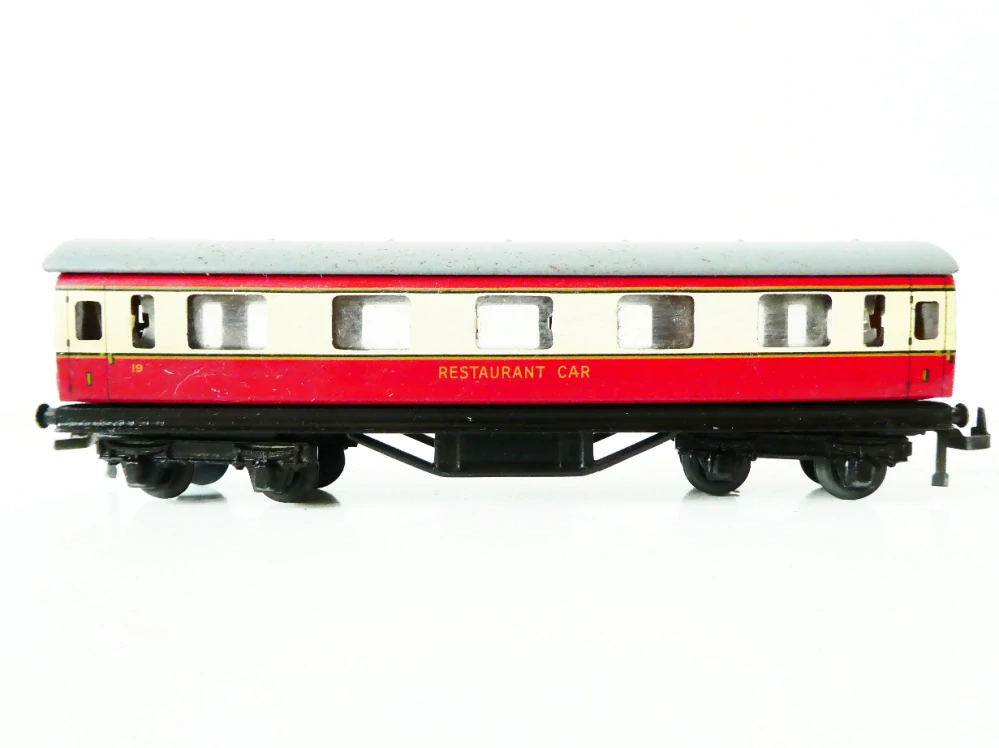 H0 TRIX TTR Jídelní vůz 4-osý zn. 451644 471304 BRIT PATS - KOVOVÝ VŮZ - ANTIK PĚKNÝ STAV