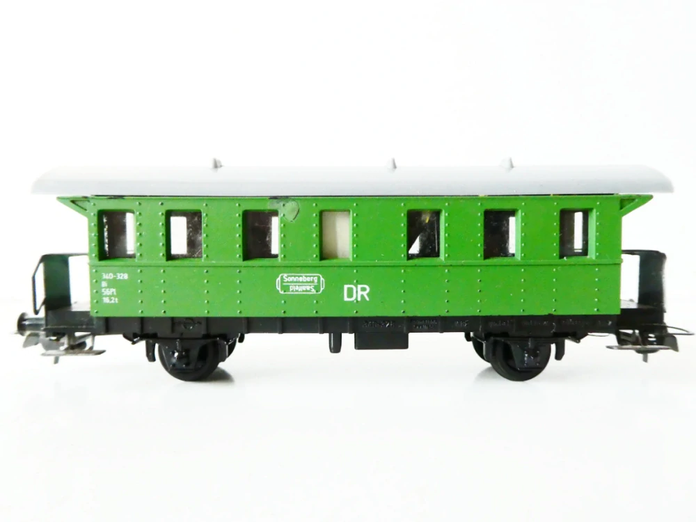 H0 PIKO Osobní vůz 340-328 DR