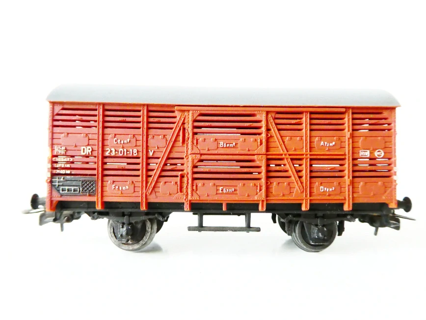 H0 PIKO Nákladní vůz na přepravu dobytka 23-01-18 DR PĚKNÝ STAV