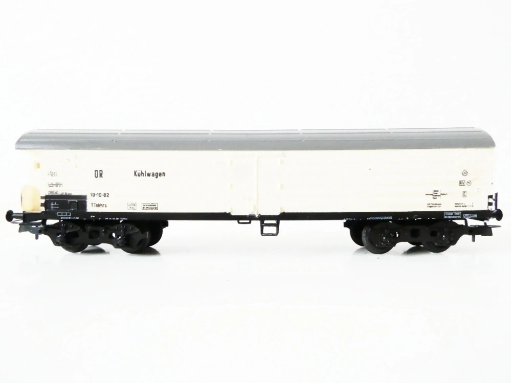 H0 PIKO Nákladní chladírenský vůz Kühlwagen 19-10-82 DR 