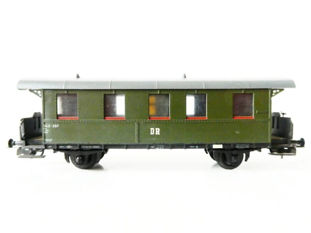 H0 Prefo/PIKO Osobní vůz 343-207 DR PĚKNÝ STAV