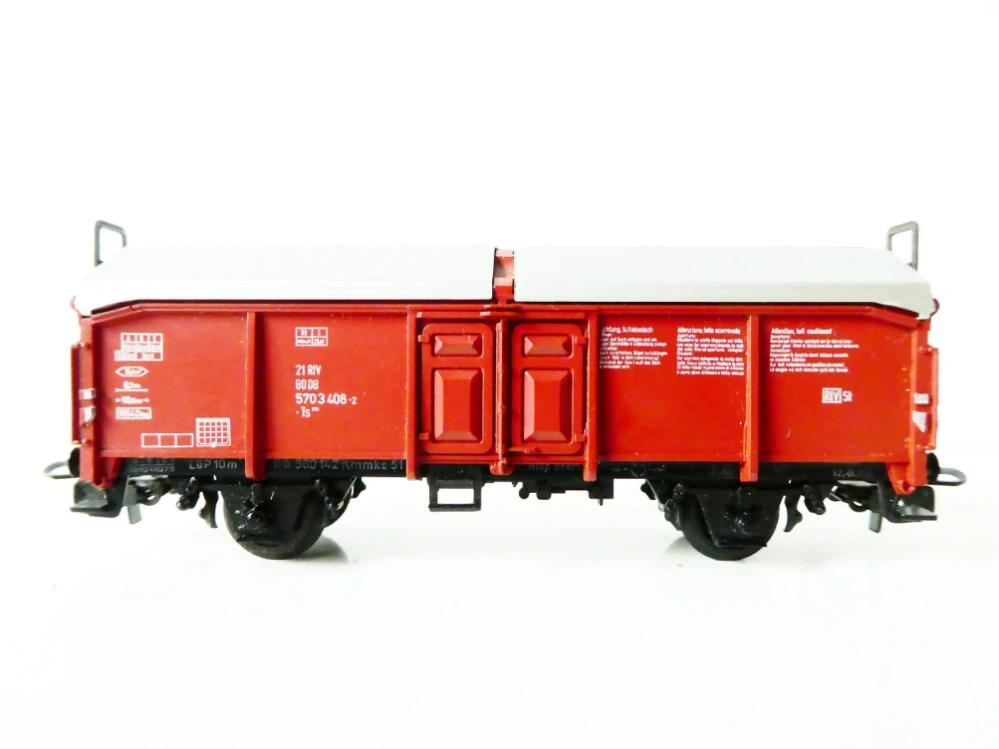H0 Märklin Nákladní vůz krytý 21 80 5703 408-2 s posuvnou střechou DB PĚKNÝ STAV