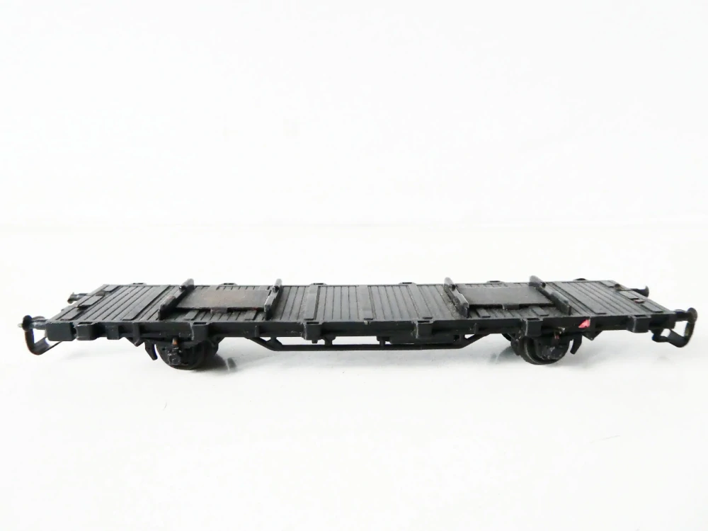 TT BTTB Plošinový klanicový vůz na přepravu kontejnerů 