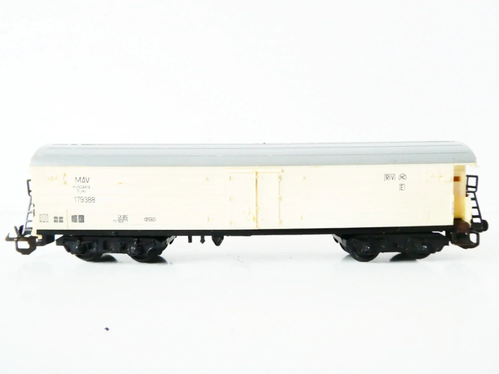 TT ZEUKE Nákladní chladírenský vůz MAV TOP STAV