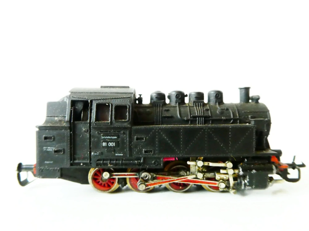 TT BTTB Parní lokomotiva BR 81 001 DR NA SERVIS (jede perfektně pozadu, popředu vrčí a nejede)