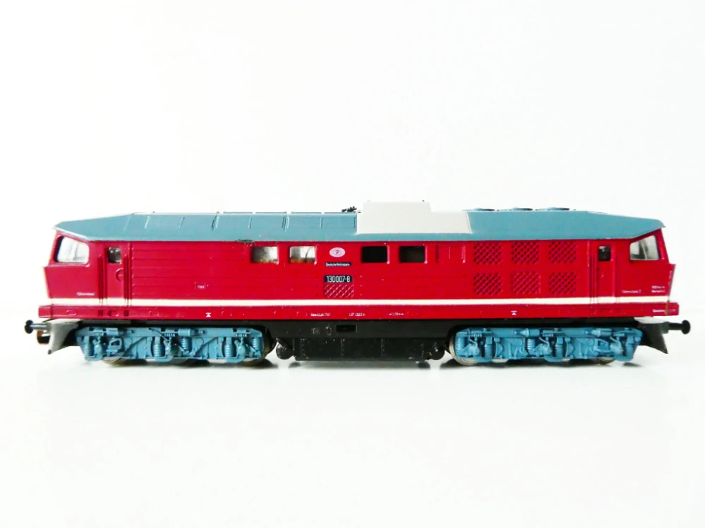 TT BTTB Dieselová lokomotiva BR 130 007-8 DR NA OPRAVU NEBO NÁHRADNÍ DÍLY (nejede, nesvítí)