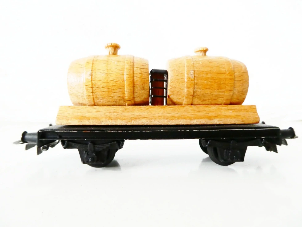 H0 PIKO Nákladní vůz na víno ANTIK PĚKNÝ STAV