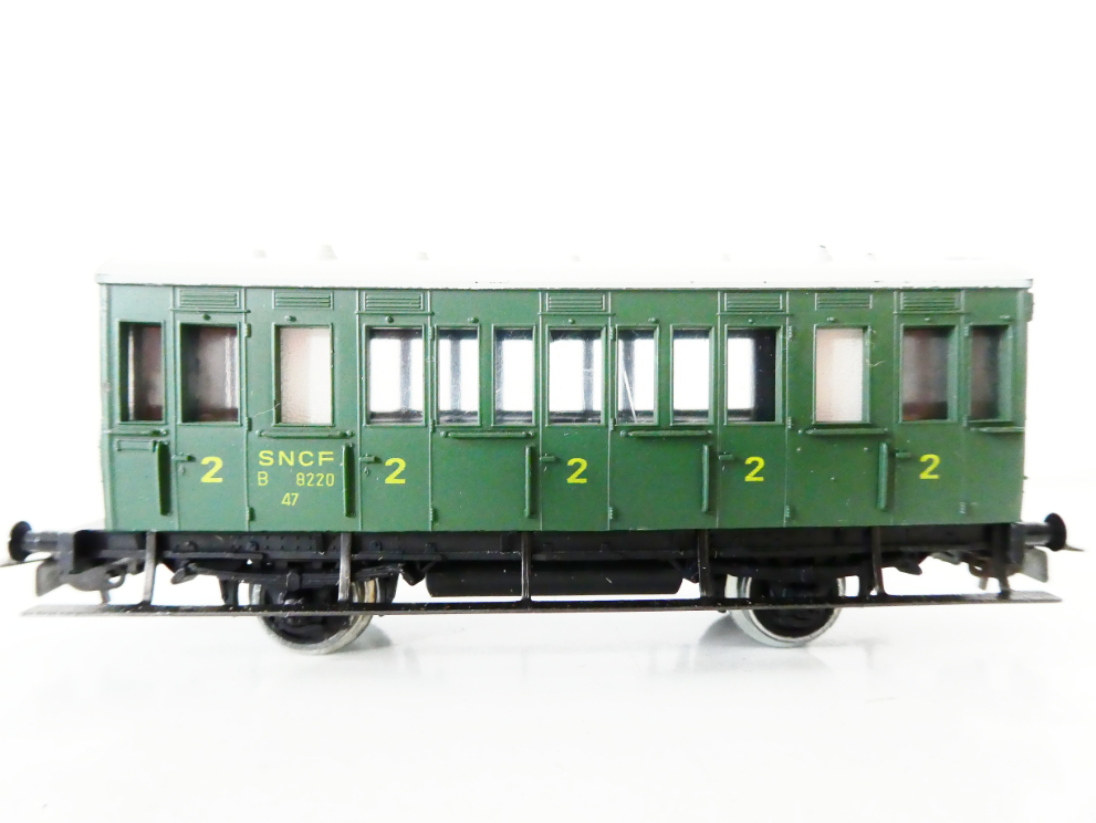 H0 PIKO Osobní vůz 2. tř. B 8220 47 SNCF PĚKNÝ STAV