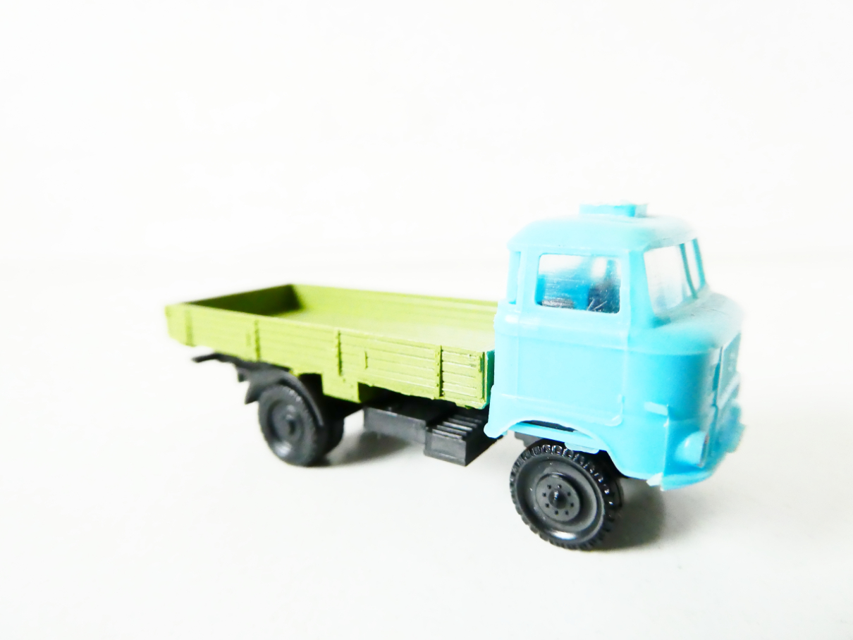 TT VEB Berlinplast Nákladní automobil IFA W50 valník PĚKNÝ STAV