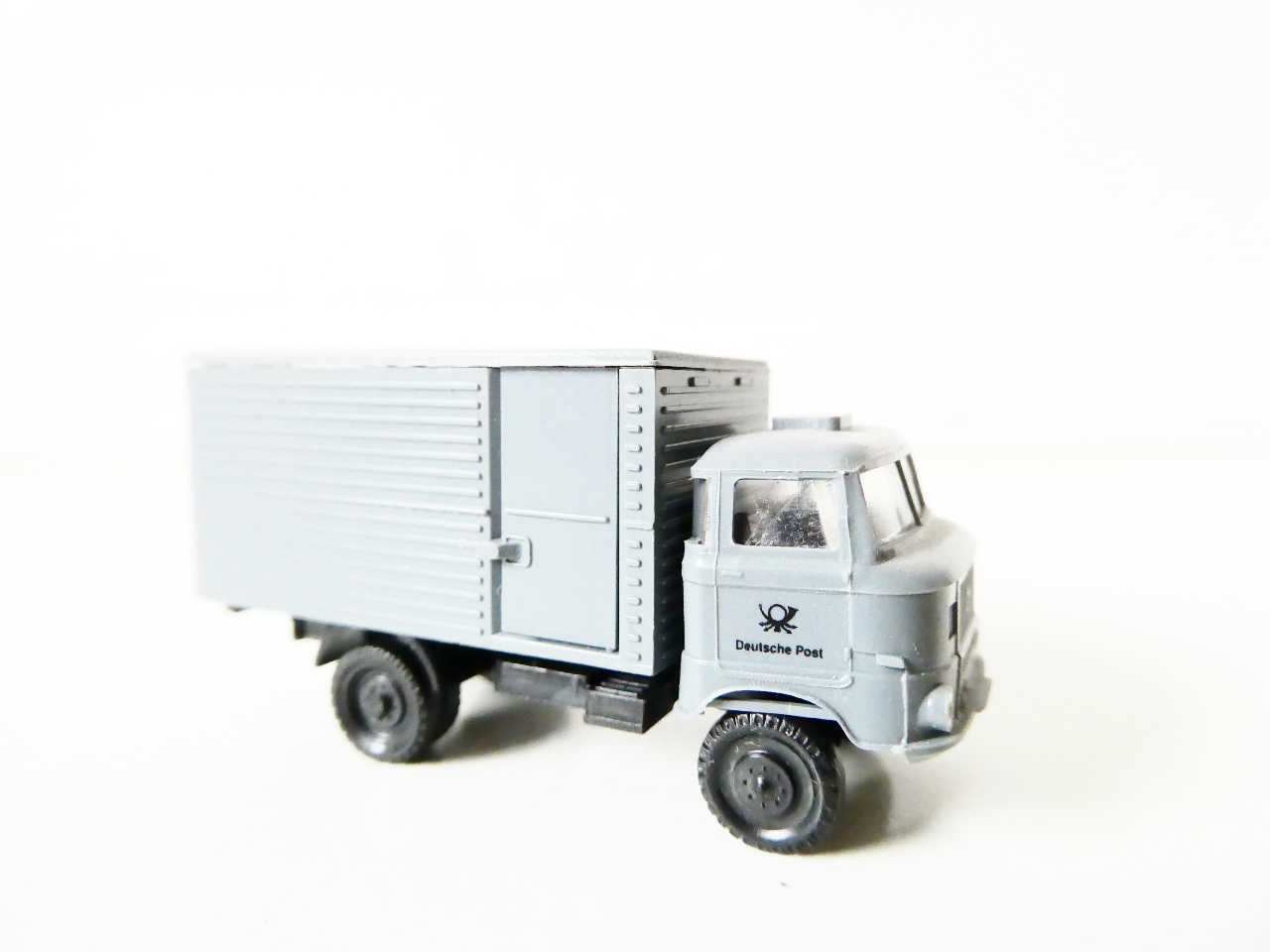 TT VEB Berlinplast Nákladní automobil IFA W50 Deutsche Polst skříň TOP STAV