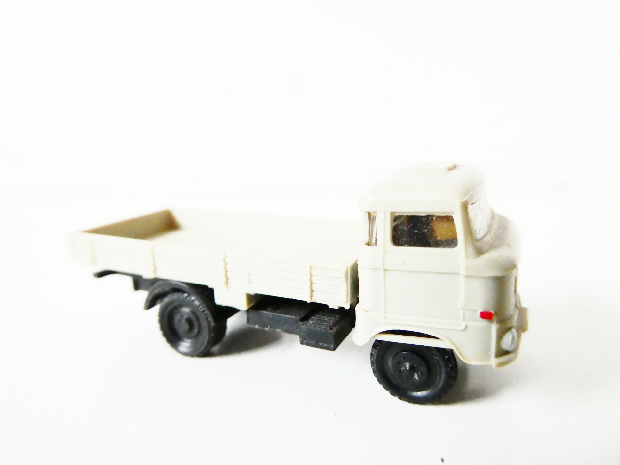 TT VEB Berlinplast Nákladní automobil IFA W50 valník PĚKNÝ STAV