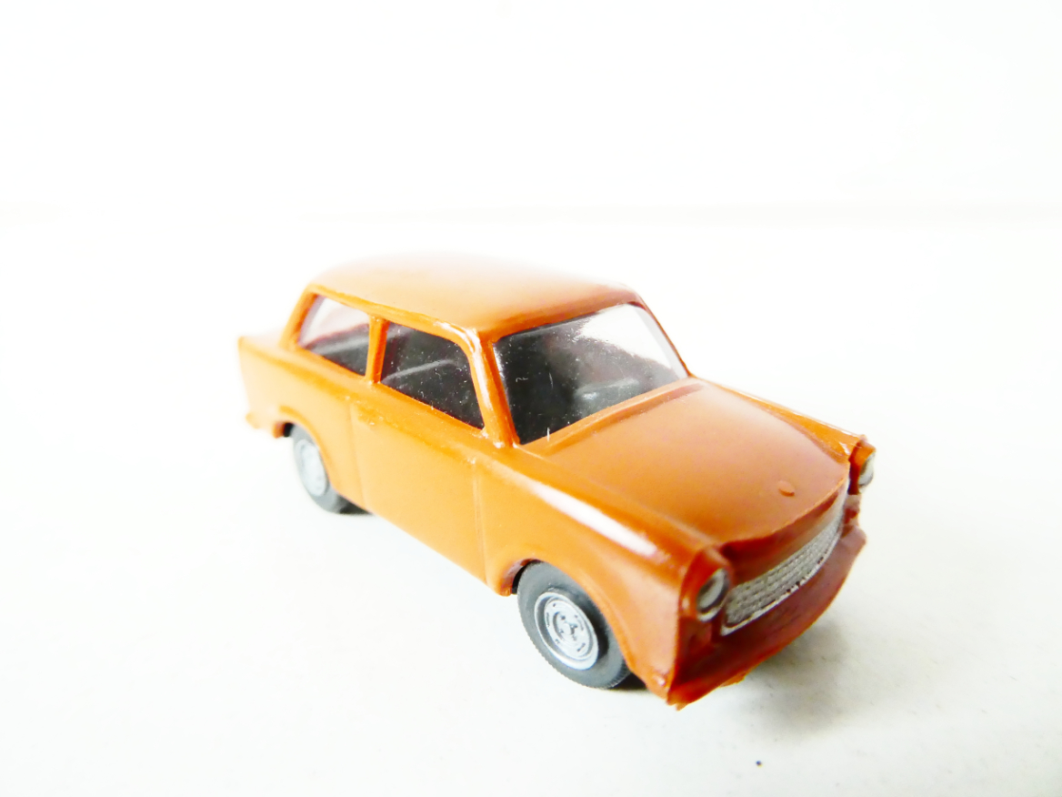 H0 S.E.S. Osobní automobil Trabant 601 S hnědý TOP STAV