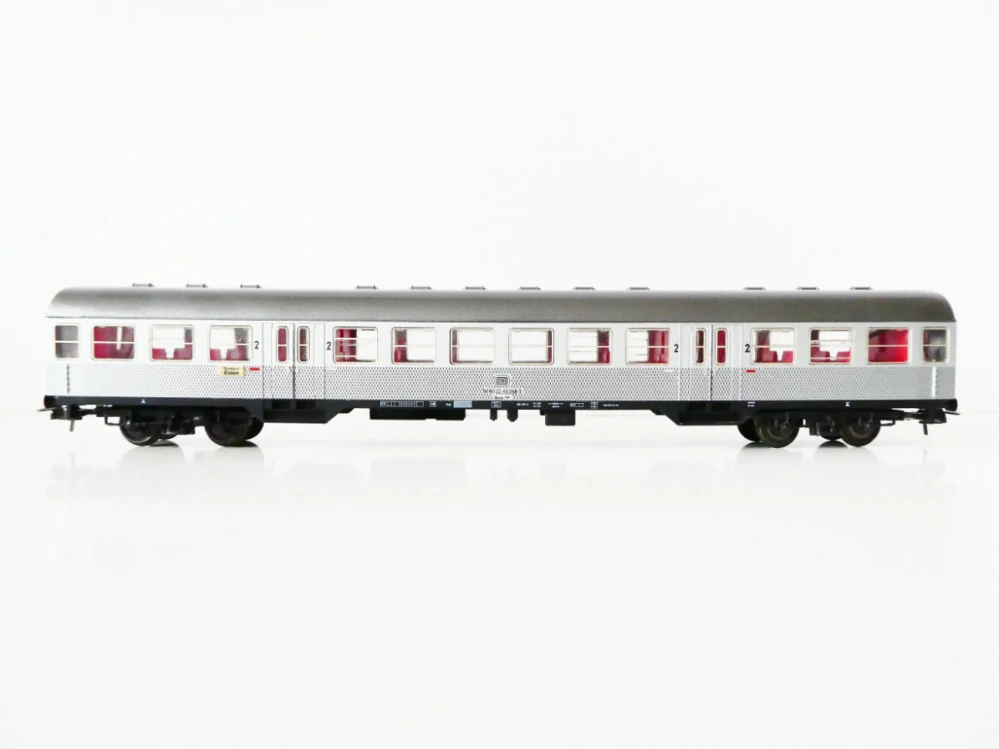 H0 ROWA 3105 (8202) Osobní vůz 2. třídy řady 50 80 22-45 048-2 Bnrb 725 DB Silberling OSVĚTLENÝ PĚKNÝ STAV