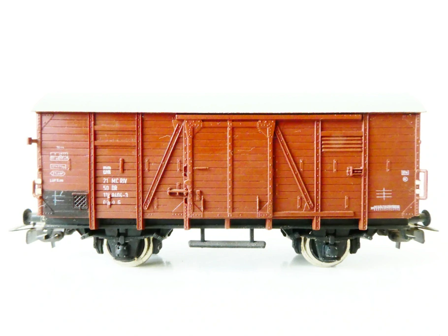 H0 PIKO Nákladní vůz krytý 21 50 112 8404-3 DR PĚKNÝ STAV