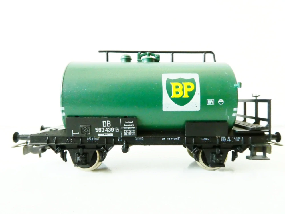 H0 PIKO Cisternový vůz BP 583 439 DB DB PĚKNÝ STAV