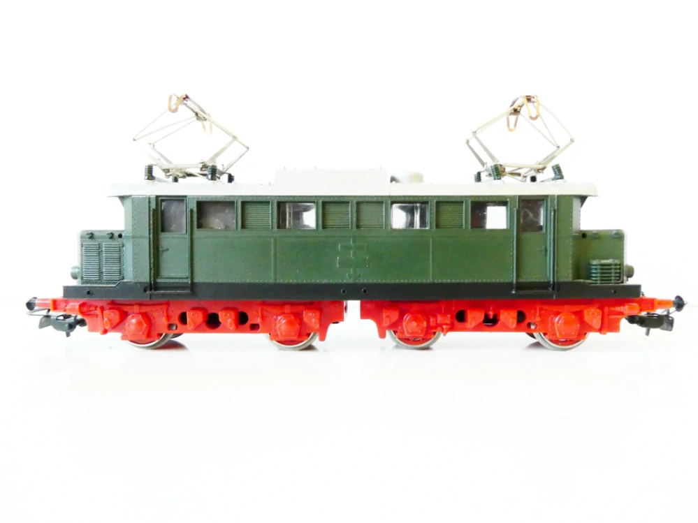 H0 PIKO Elektrická lokomotiva BR 244 BEZ ZNAČENÍ