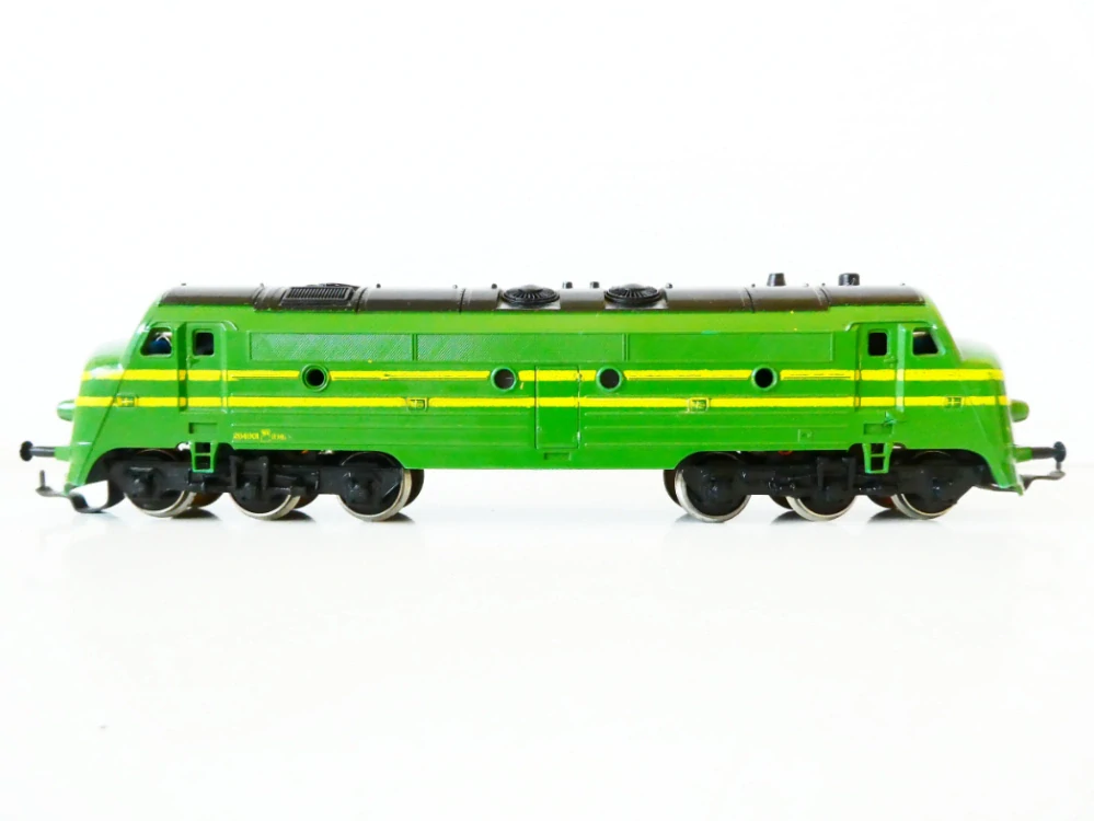 H0 PIKO Dieselová lokomotiva NOHAB 204001 DSB OSVĚTLENÁ PĚKNÝ STAV