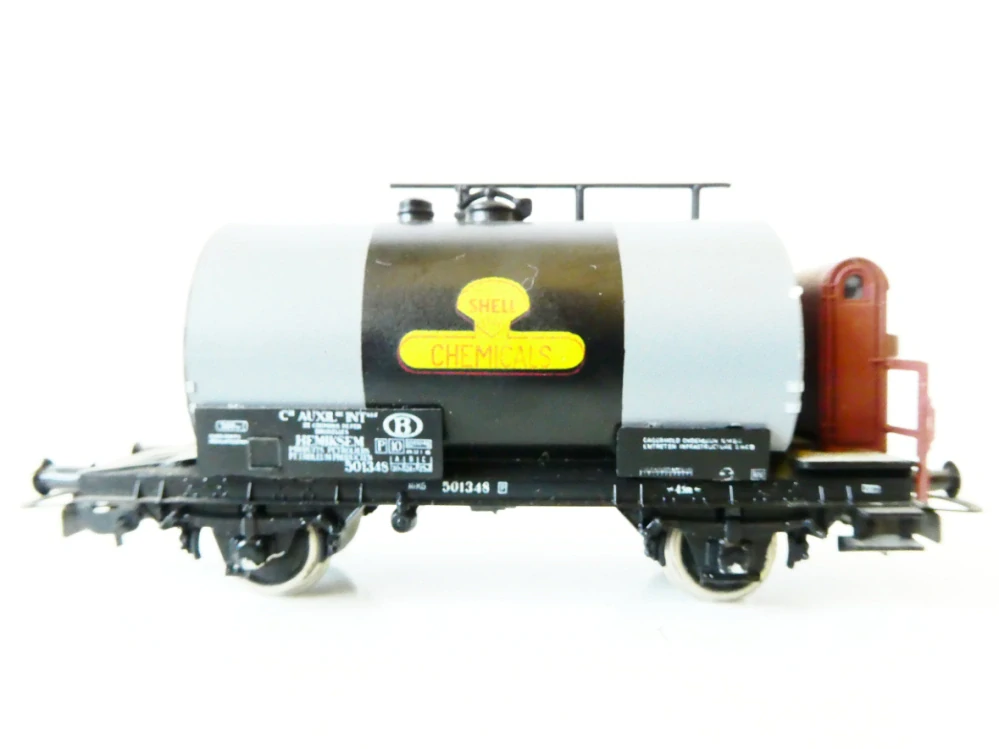 H0 PIKO Cisternový vůz 501 348 SHELL CHEMICALS s budkou brzdaře Belgie SNCB/NMBS 