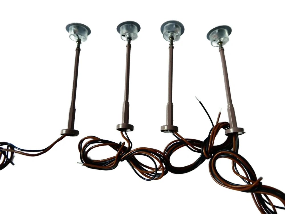 TT VERO Pouliční lampa 5 cm SET 4 ks PĚKNÝ STAV