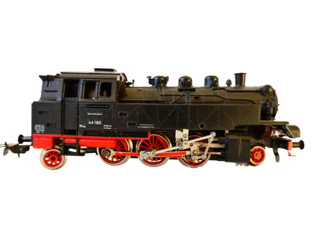H0 PIKO Parní lokomotiva BR 64 180 DR OSVĚTLENÁ PĚKNÝ STAV