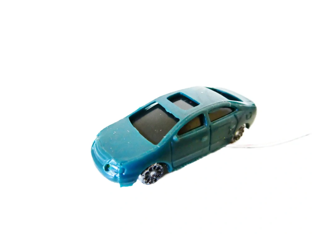 TT Osobní automobil zelený s el. kabelem