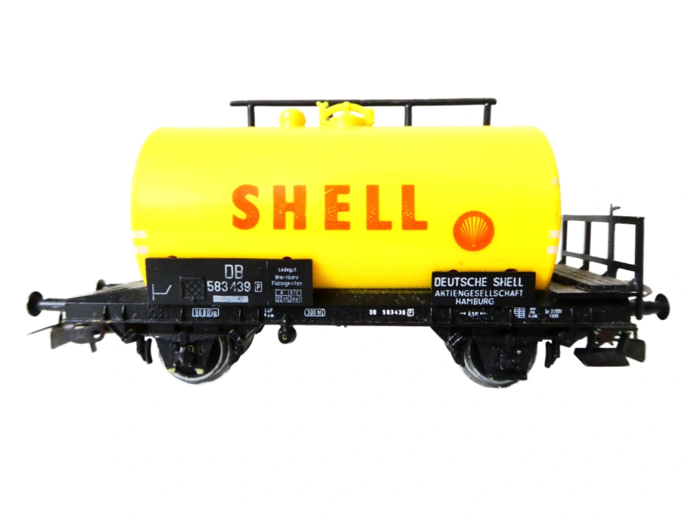 H0 PIKO Cisternový vůz SHELL 583 439 DB OCELOVÁ KOLA v krabičce