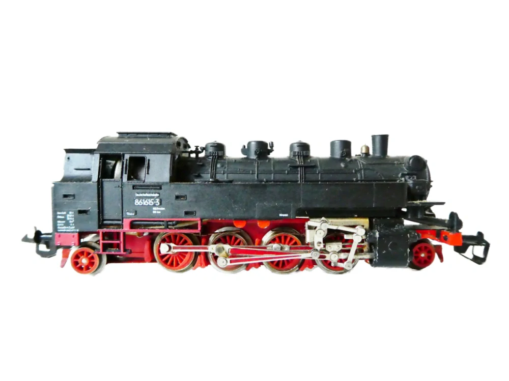 TT BTTB Parní lokomotiva BR 86 1615-3 DR OSVĚTLENÁ PĚKNÝ STAV v krabičce