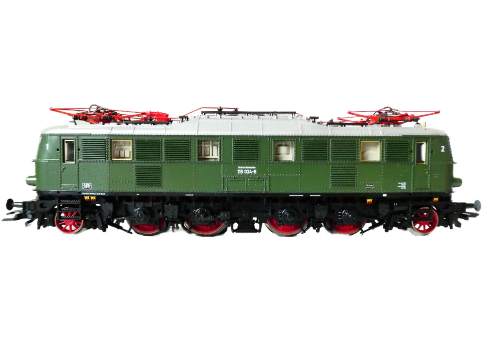 H0 ROCO 69617 Elektrická lokomotiva BR 118 034-8 DB (AC-tříkolejný systém) OSVĚTLENÁ NOVÁ NEPOUŽITÁ v originální krabici včetně doplňků a průvodního listu