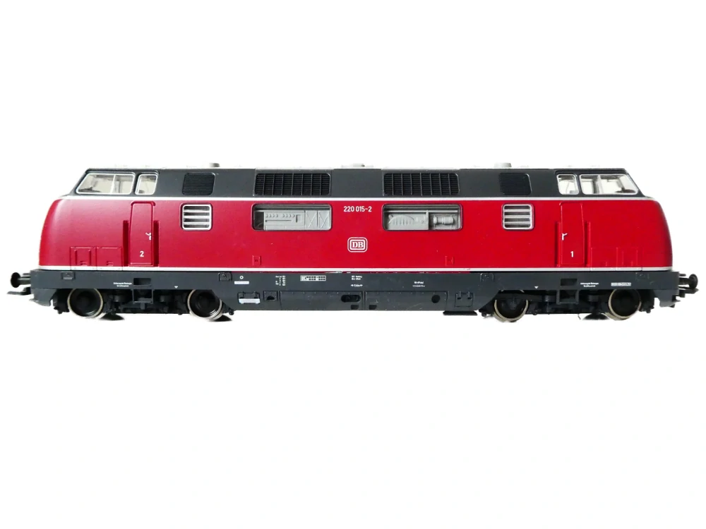 H0 ROCO 63405 Dieselová lokomotiva BR 220 015-2 DB OSVĚTLENÁ NOVÁ NEPOUŽITÁ v originální krabičce s průvodním listem a doplňky