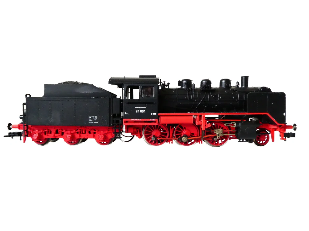 H0 FLEISCHMANN 414201 Parní lokomotiva BR 24 004 DR OSVĚTLENÁ TOP STAV NEPOUŽITÁ v originální krabičce s průvodním listem