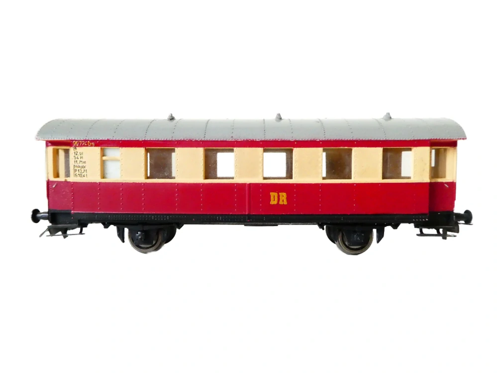 H0 SCHICHT/PREFO Přípojný osobní vůz 99 724 DR 