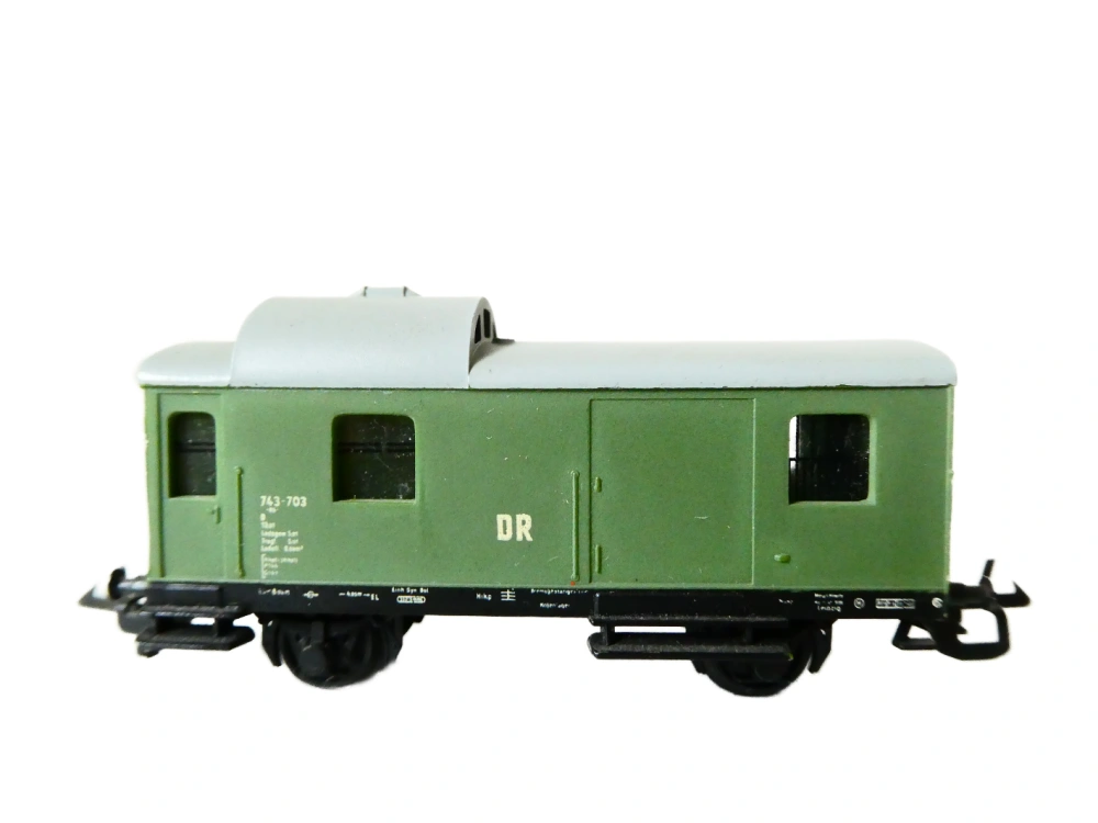 TT ZEUKE Služební zavazadlový vůz 743-703 DR 