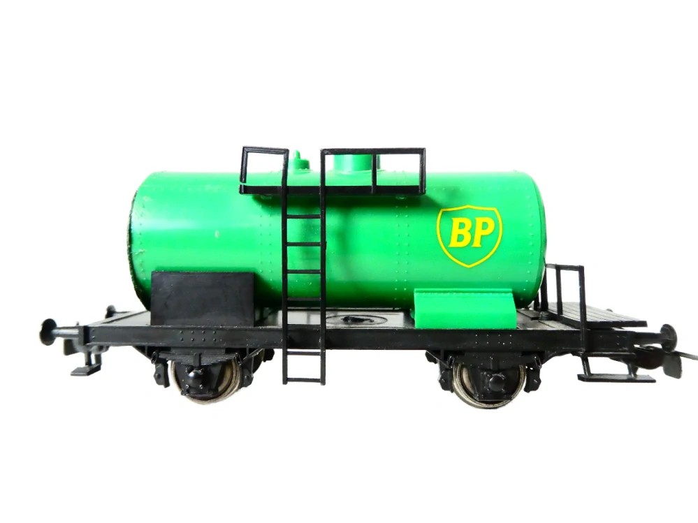 H0 ROCO Cisternový vůz BP PĚKNÝ STAV