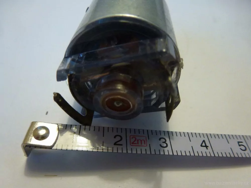 H0 - Motor do lokomotivy
