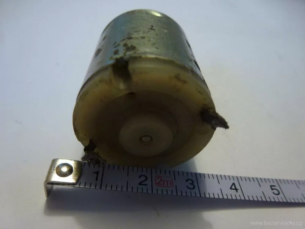 H0 - Motor do lokomotivy