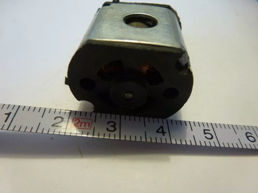 H0 - Motor do lokomotivy (pravděpodobně MEHANO - TECH)