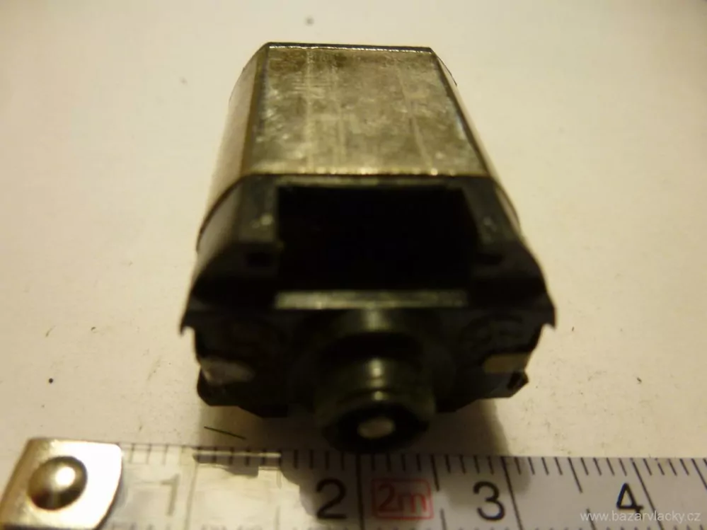 H0 - Motor do lokomotivy