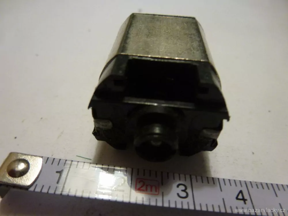 H0 - Motor do lokomotivy