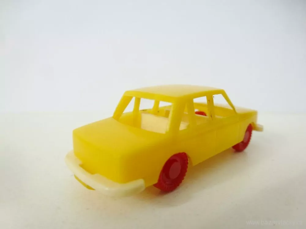 H0 Osobní automobil Wartburg žlutý