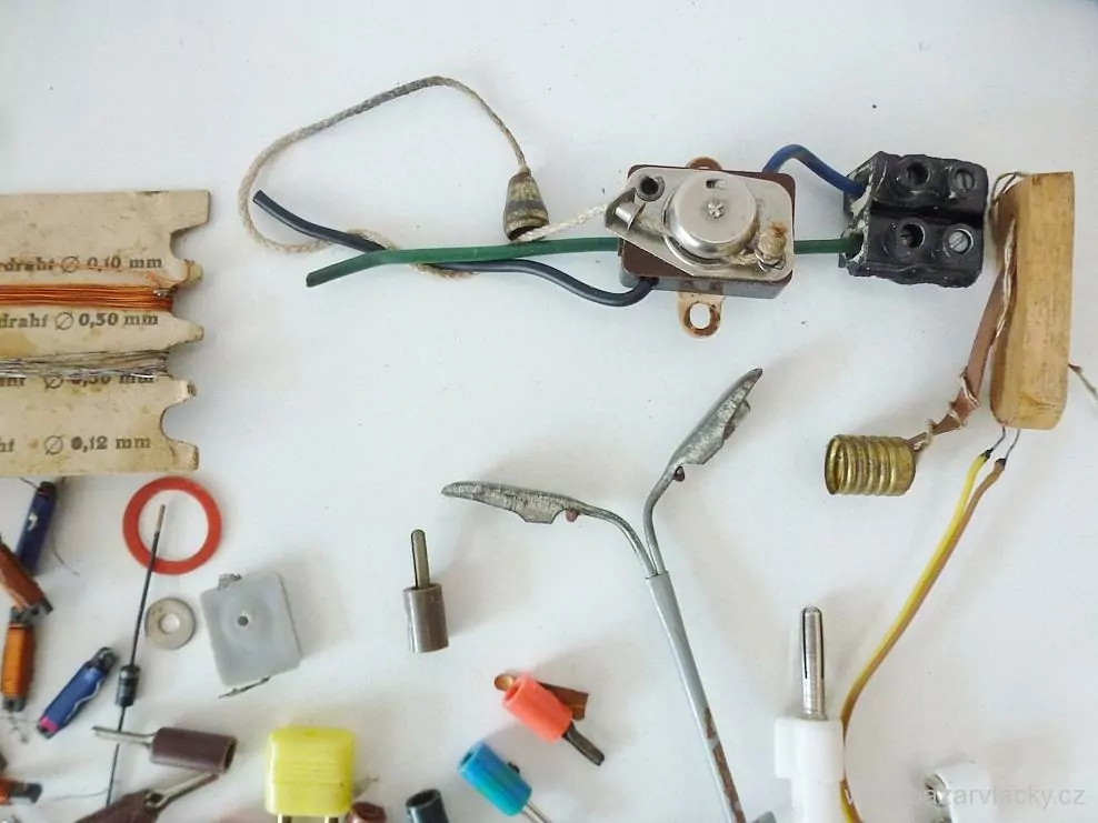 MIX elektropříslušenství